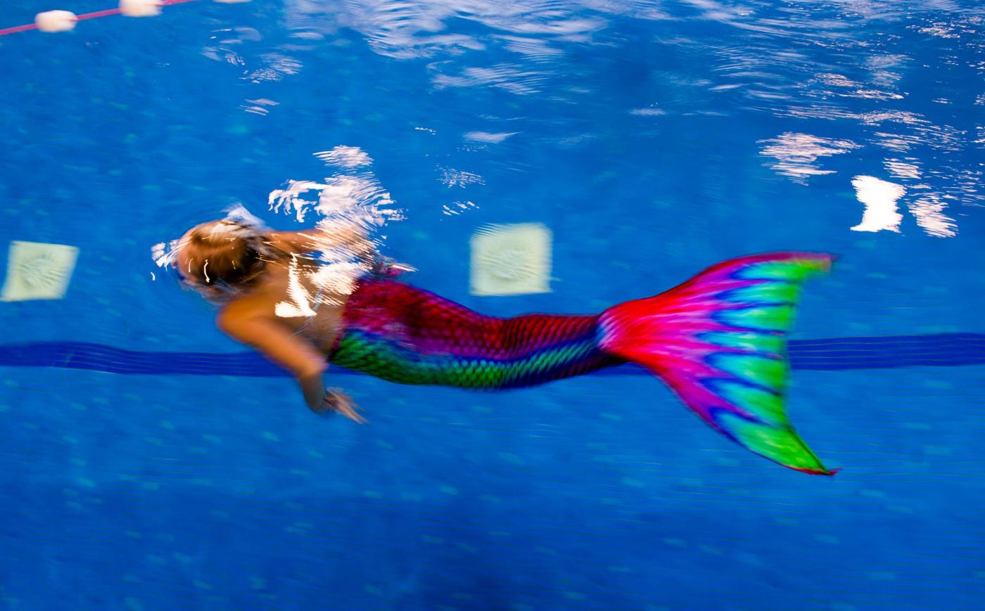 Nuoto: non solo farfalla, rana e delfino! A Suhl il campionato di sirene [FOTO] - SportFair