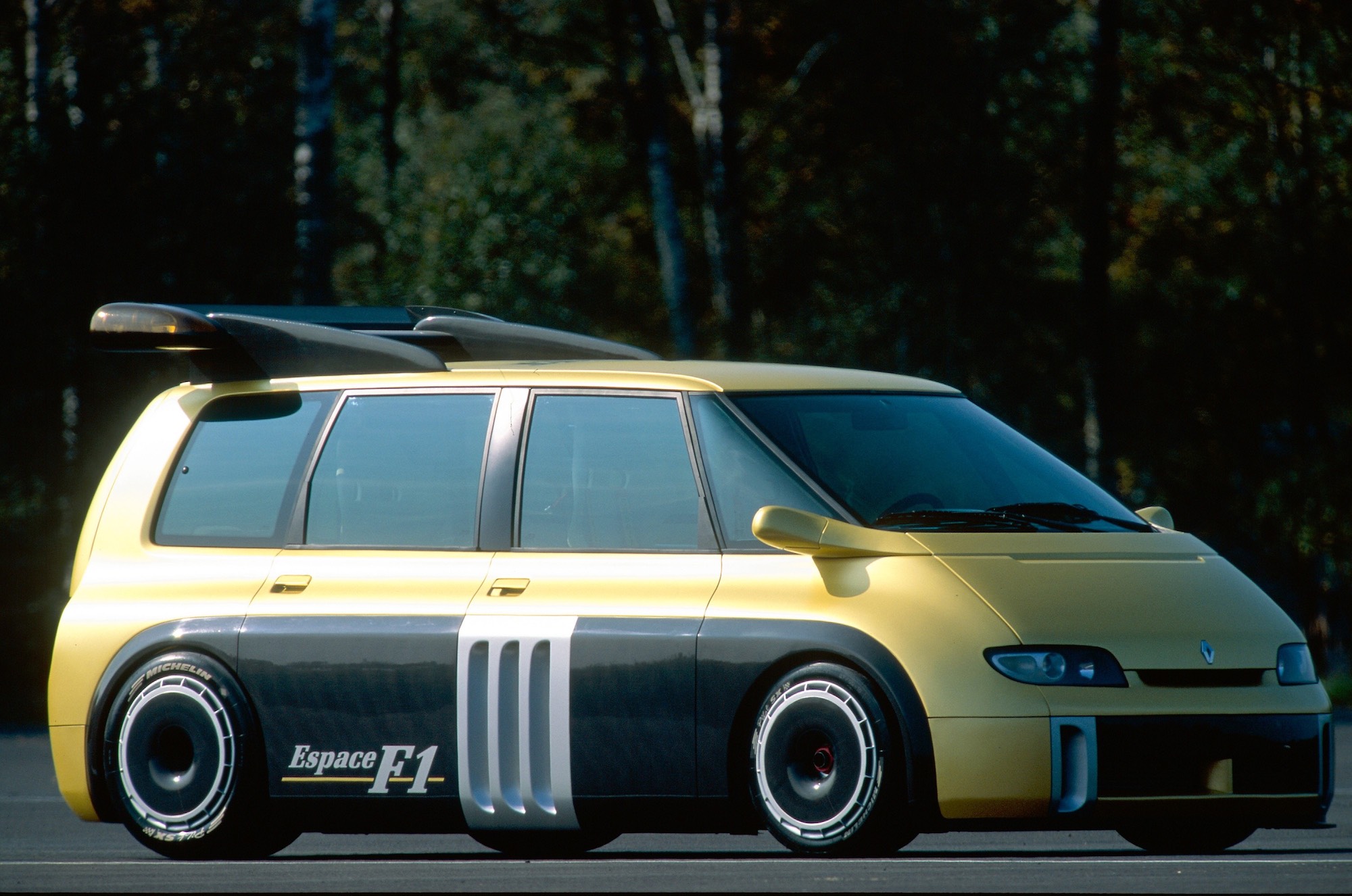 Renault-Espace-F1-3.jpg