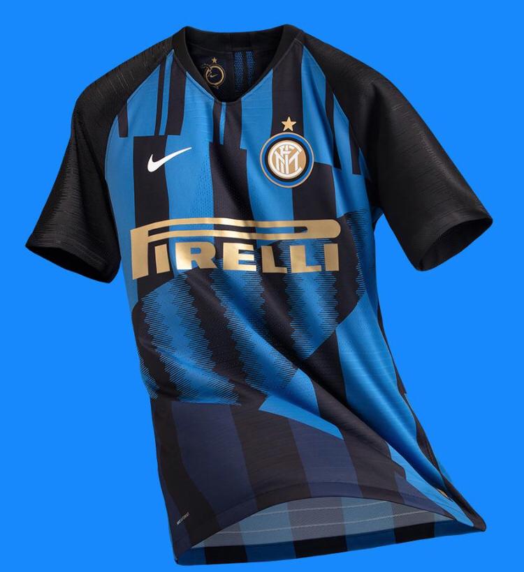 Inter, maglia speciale per celebrare i 20 anni di partnership con Nike: i  nerazzurri la indosseranno nel derby