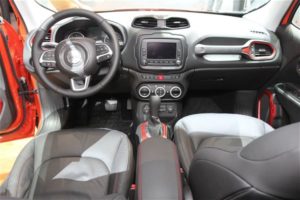 first-look-2015-jeep-renegade-trailhawk
