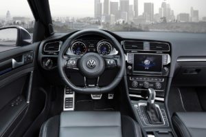 Volkswagen-Golf_R_Variant_2015_1280x960_wallpaper_1c