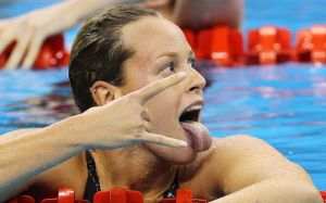 federica_pellegrini_oro_200_mondiali_shanghai_2