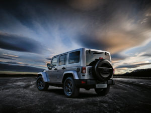 jeep-wrangler-black-edition-ii_2