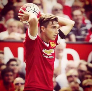 Darmian 01