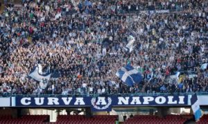 Curva-napoli