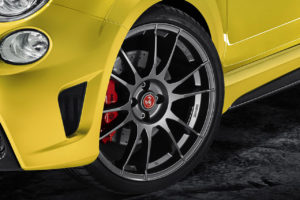 abarth 695 biposto record (2)