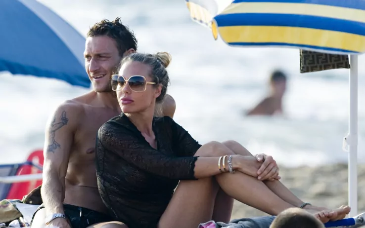 00_ilary_blasi_francesco_totti_k