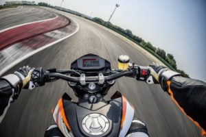 KTM 690 Duke e Duke R 2016 (6)
