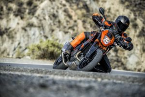 KTM 690 Duke e Duke R 2016 (7)