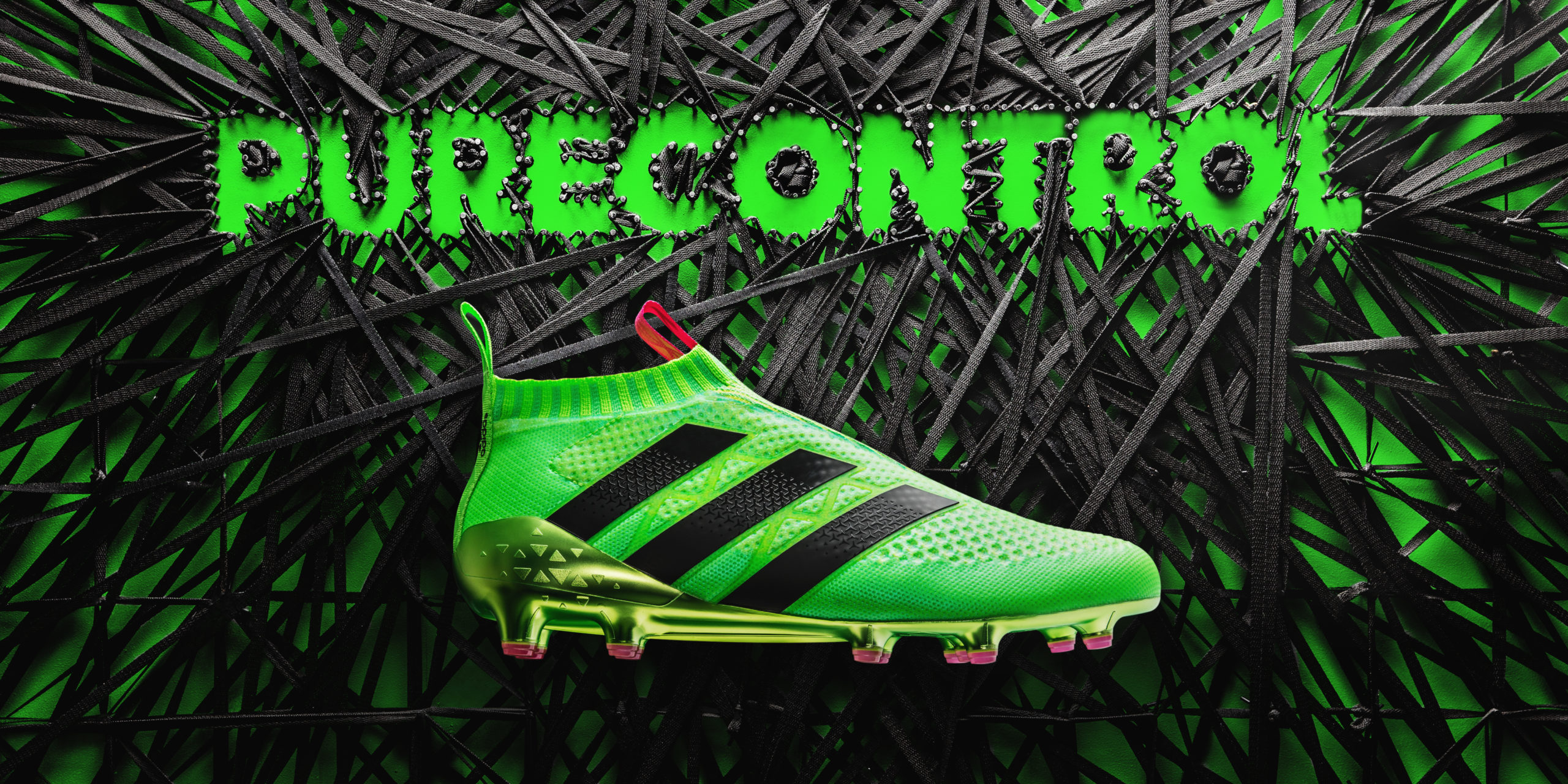 Adidas lancia le ACE 16+ Purecontrol, le prime scarpe da calcio senza lacci  [FOTO]