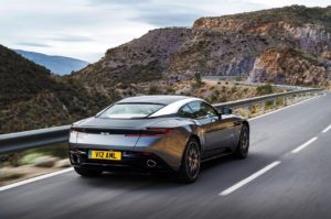 aston martin db 11 (5)