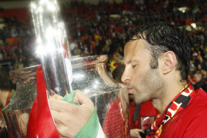 Giggs champions bacio
