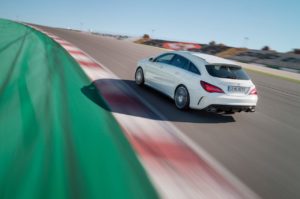 Mercedes-Benz-CLA45_AMG_Shooting_Brake_2017_1280x960_wallpaper_09