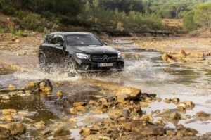 Mercedes-AMG GLC 43 (X 253), 2016 Exterieur: Obsidianschwarz; Interieur: Leder Schwarz, Performance Sitze Kraftstoffverbrauch kombiniert (l/100 km):  8,3 CO2-Emissionen kombiniert (g/km): 189 exterior: obsidian black; interior: leather black, performace seats Fuel consumption, combined (l/100 km):   8.3 CO2 emissions, combined (g/km):  189