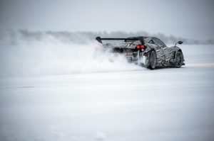 Pagani Huayra BC test sul ghiaccio (8)