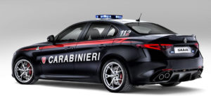alfa romeo giulia quadrifoglio carabinieri