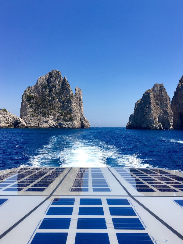 yacht Arcadia Sherpa