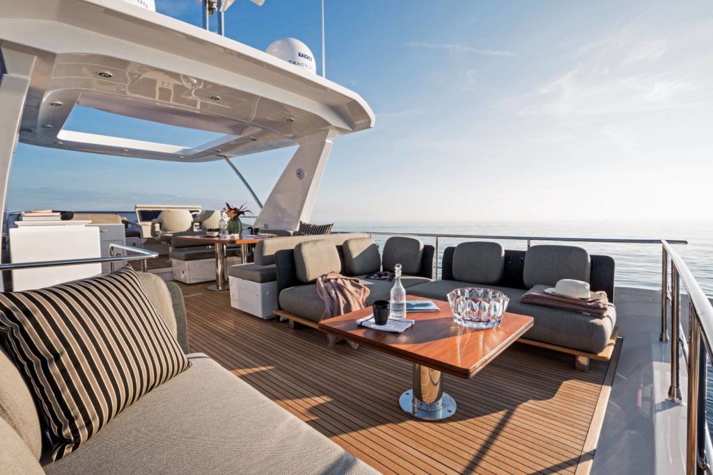 Azimut 66 Flybridge Collection