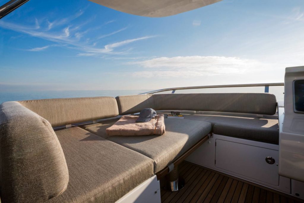 Azimut 66 Flybridge Collection