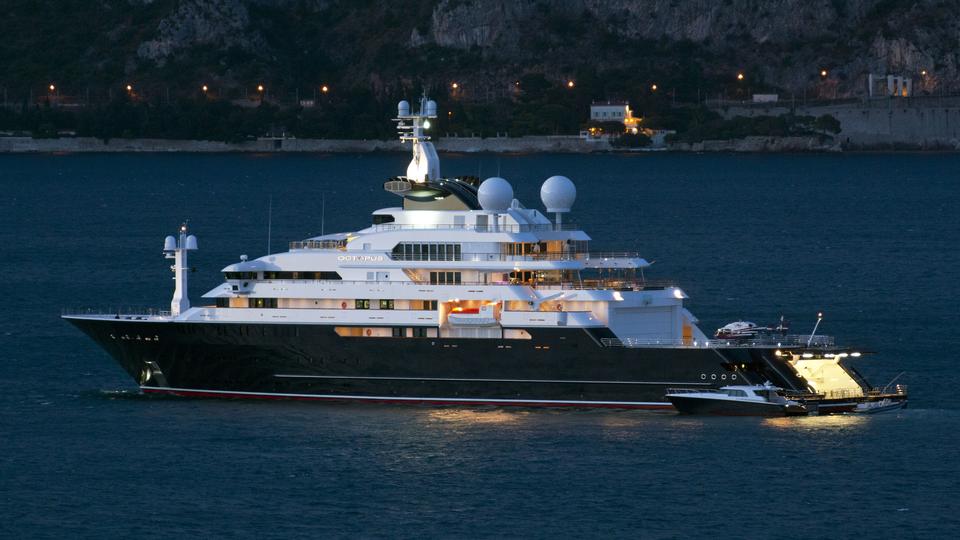 Yacht Octopus