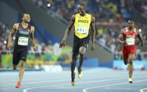 Rio, Husain Bolt si diverte nella semifinale dei 200 m piani