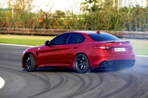 alfa giulia quadrifoglio (6)