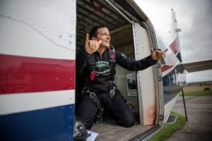 land rover Bear Grylls 