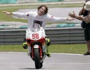 marco_simoncelli_world_champion_08_600 (1)