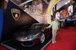 La Lamborghini debutta nell'ultima impresa cinematografica Marvel ed e? partner della Premie?re mondiale di "Doctor Strange".