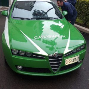 Auto-Carabinieri-verde-2