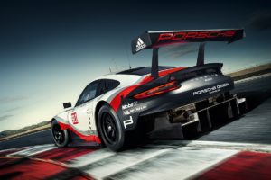 Nuova Porsche 911 RSR (4)
