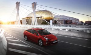 Toyota Prius Plug-in (11)