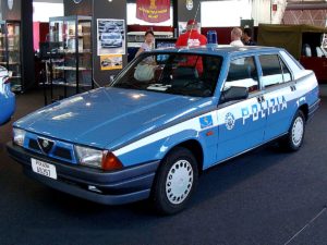 alfa 75 polizia