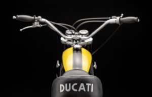 Book_90th_Ducati_Scrambler_450_view