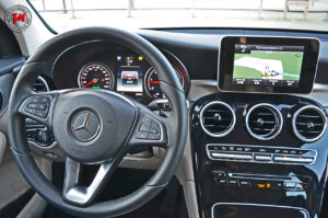 Mercedes-GLC-19_00