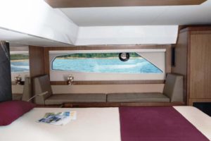 Sealine F530 Shooting Mallorca Master Cabin