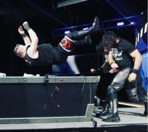 WWE Roadblock Reigns Owens