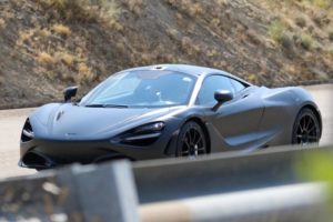 McLaren 720S (2)