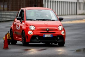 Nuove Abarth 595 Competizione (1)