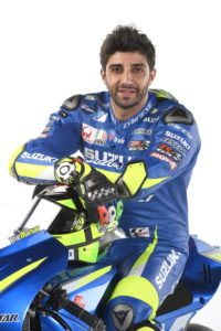 ai29_andrea-iannone_team-suzuki-motogp-2017_gsx-rr-009