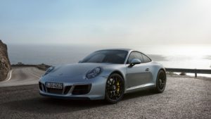 porsche 911 Carrera 4 GTS