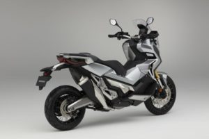 Honda X-ADV 750 3