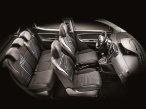 lancia-unyca (2)