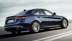 Alfa Romeo Stelvio 2.0 Turbo benzina da 200 CV 6