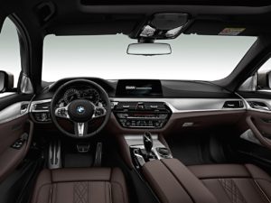 Bmw M550d xDrive (2)