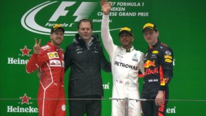 gp cina vettel hamilton verstappen
