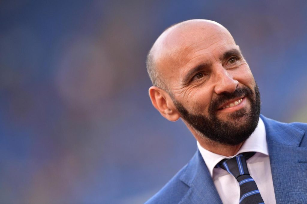 Monchi Calciomercato Roma: Monchi al lavoro per aggiungere pedine importanti alla rosa giallorossa in vista della prossima importantissima stagione