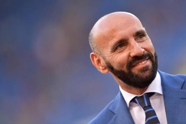 Monchi Calciomercato Roma: Monchi al lavoro per aggiungere pedine importanti alla rosa giallorossa in vista della prossima importantissima stagione