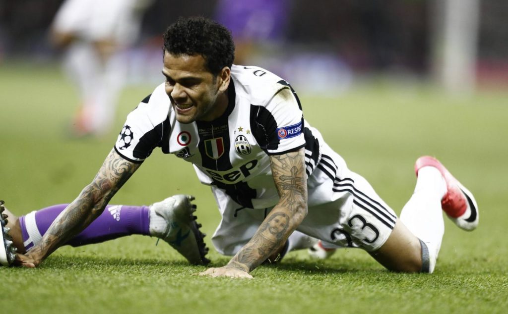 dani alves juventus