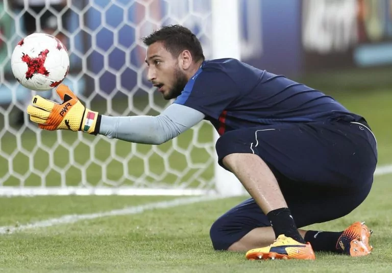 Donnarumma, Italia